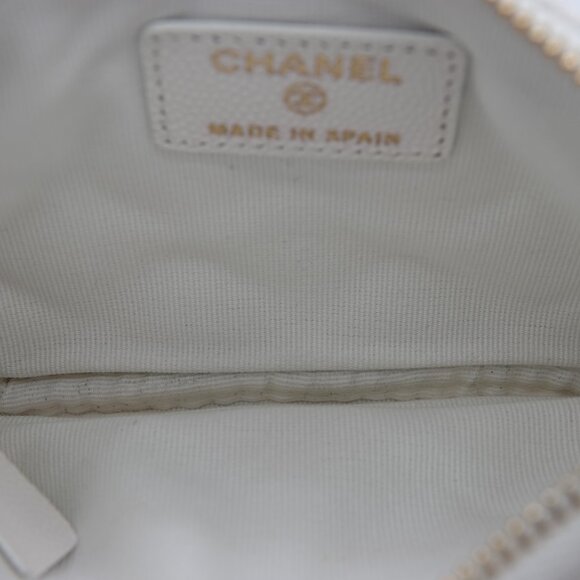 Chanel Small Quilted Caviar Leather Zipped Case White - Picture 4 of 9